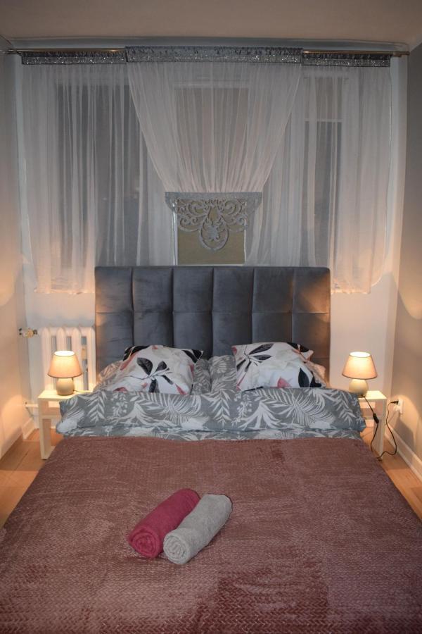 צ'סטוצ'ובה Apartament M-3 Centrum מראה חיצוני תמונה