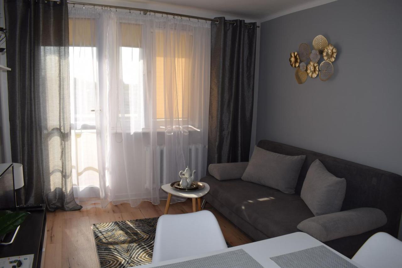 צ'סטוצ'ובה Apartament M-3 Centrum מראה חיצוני תמונה