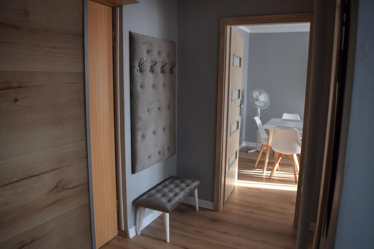 צ'סטוצ'ובה Apartament M-3 Centrum מראה חיצוני תמונה
